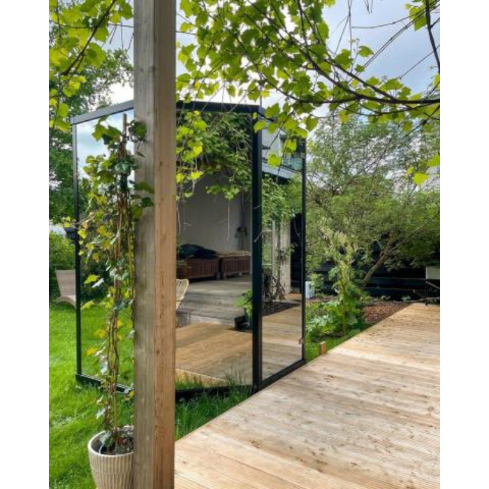 Haljas Houses Hele Glass Single Luxury Outdoor Sauna